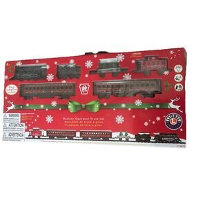 Lionel 37 piece set Battery Operated Train Set PRR Pennsylvania Railroad New !